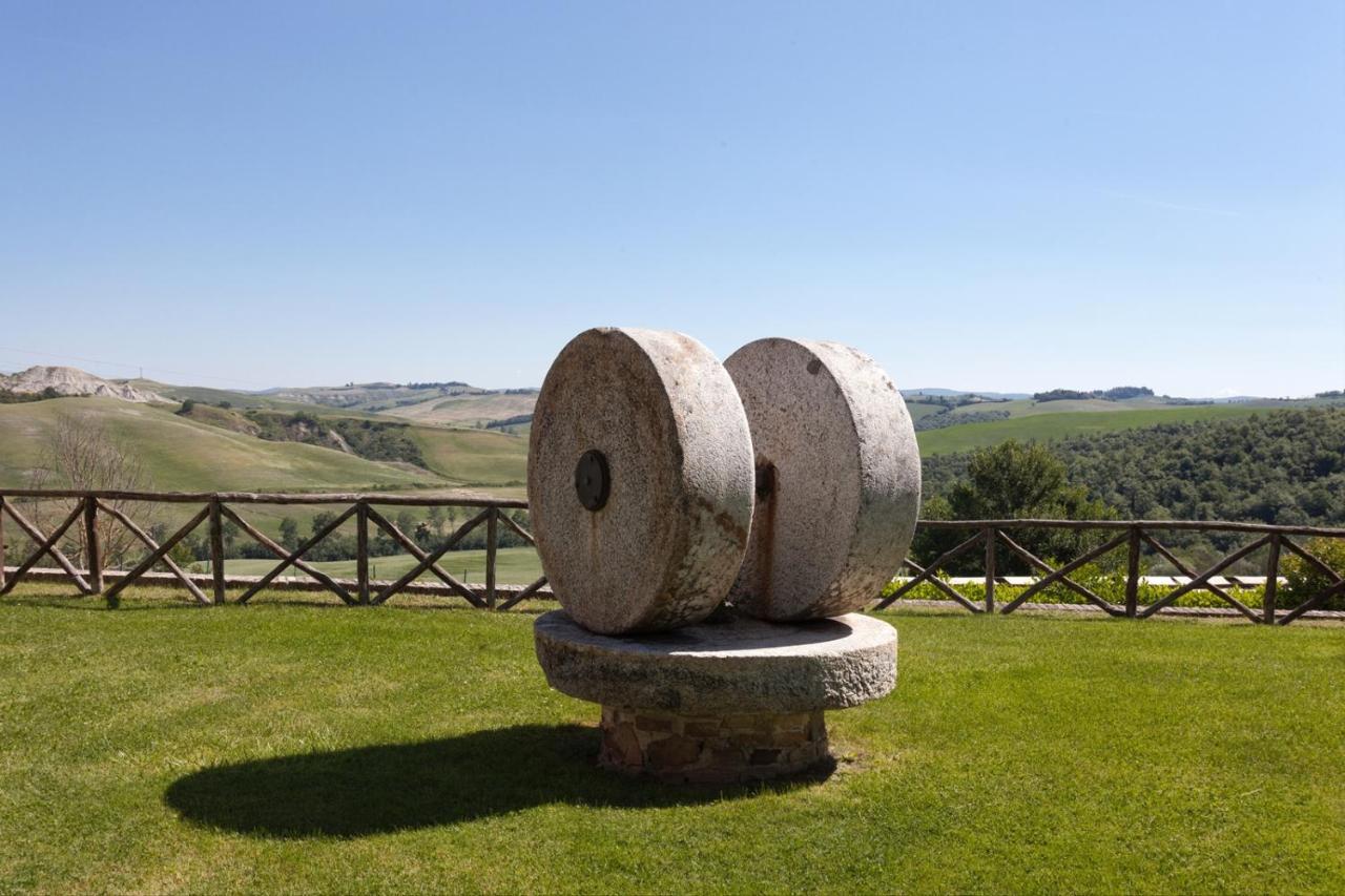 Villa Agriturismo Tenuta La Campana 아시아노 외부 사진