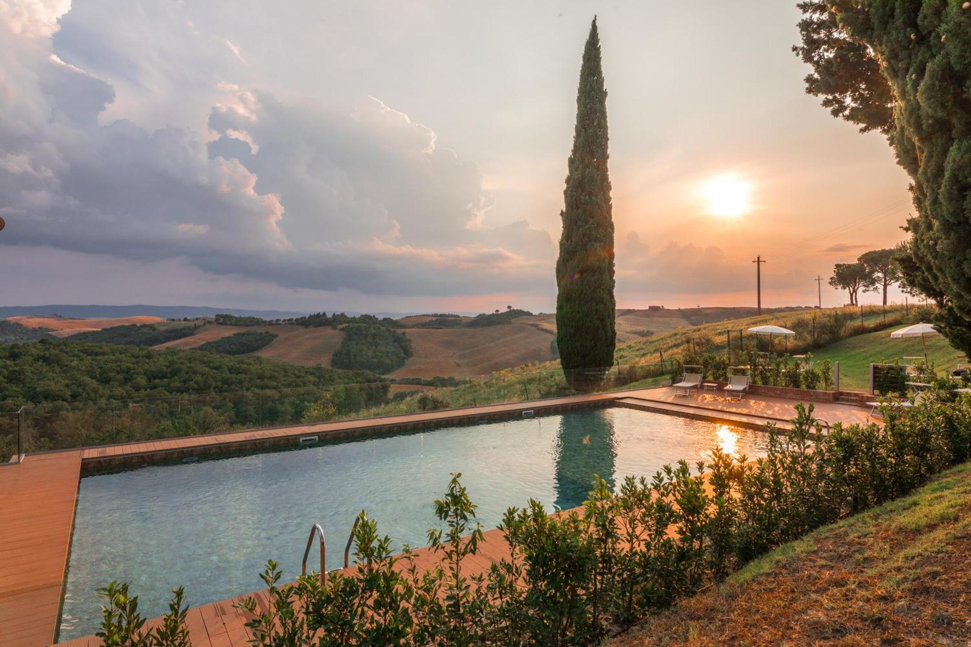 Villa Agriturismo Tenuta La Campana 아시아노 외부 사진