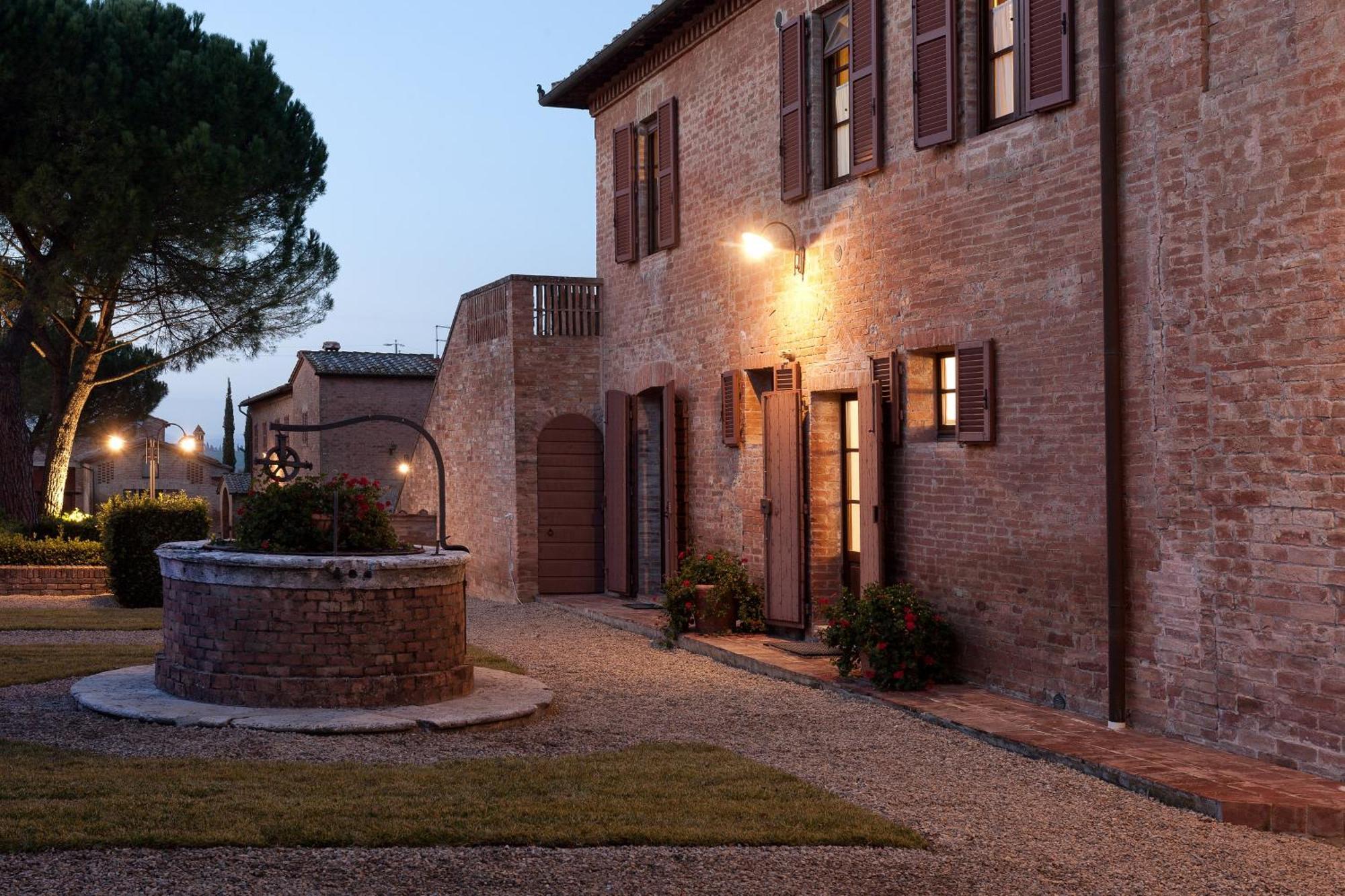 Villa Agriturismo Tenuta La Campana 아시아노 외부 사진